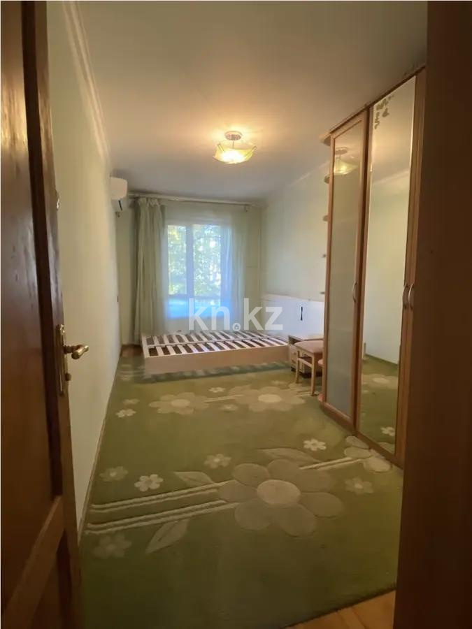 Продажа 3-комнатной квартиры, 60 м², мкр-н Аксай-2, дом  23 в Алматы - фото 3