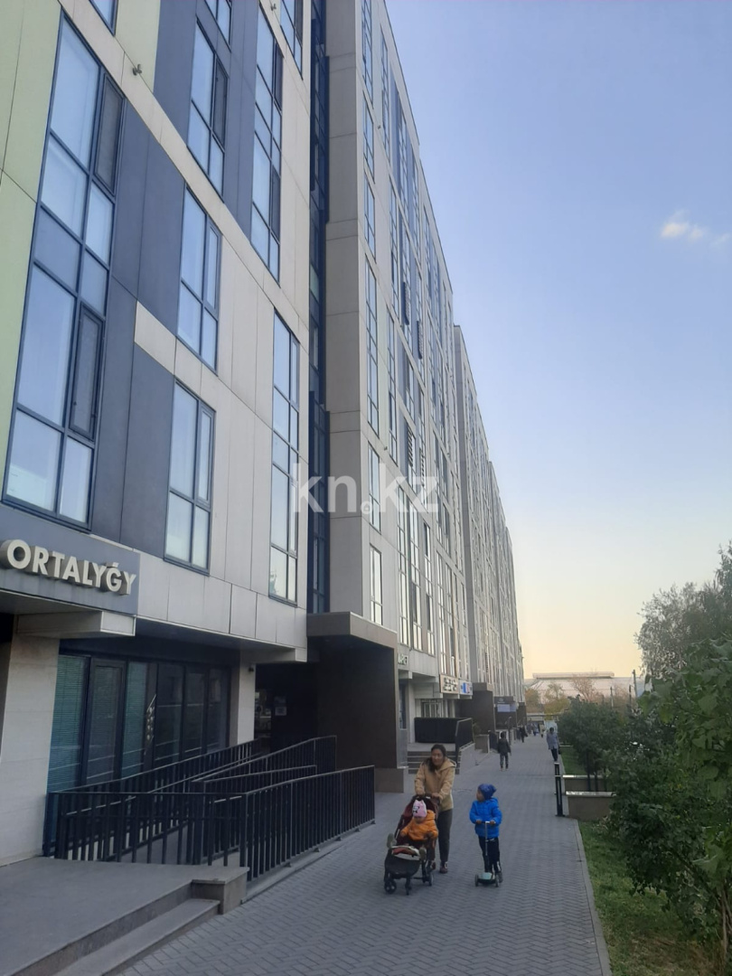 Продажа 3-комнатной квартиры, 105 м², пр. Абая, дом  130 в Алматы - фото 4