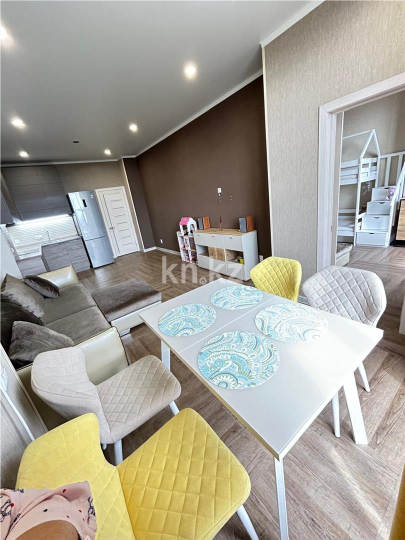 Продажа 2-комнатной квартиры, 65 м², ул. Алиханова, дом  37/4 - Продажа квартир в Караганде фото 4 из 32