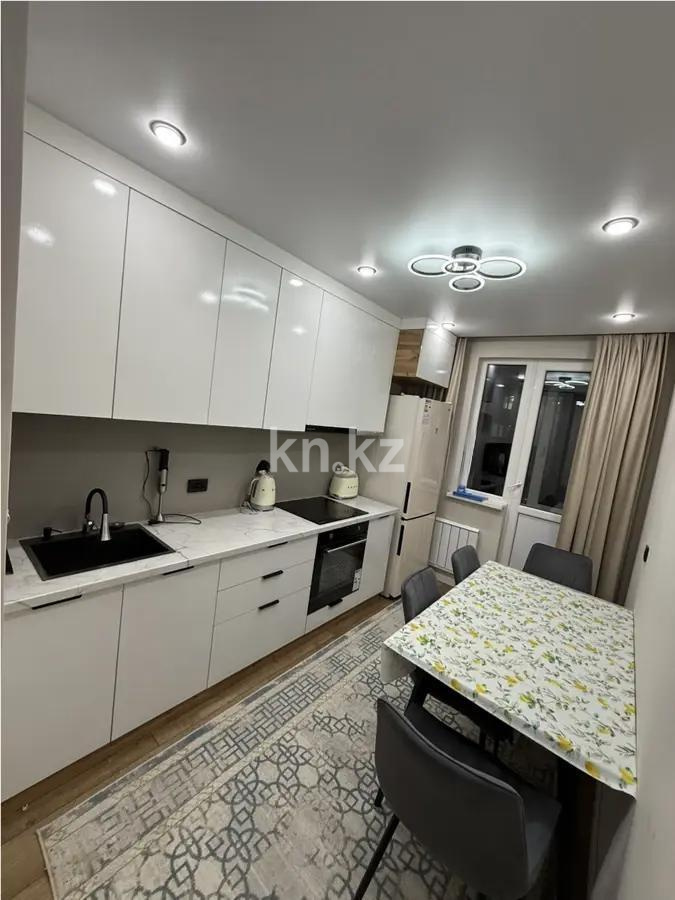 Продажа 1-комнатной квартиры, 38 м², пр. Райымбека, дом  590/15 в Алматы - фото 2