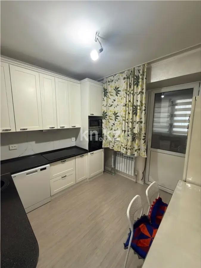 Продажа 1-комнатной квартиры, 39.8 м² в Алматы - фото 3