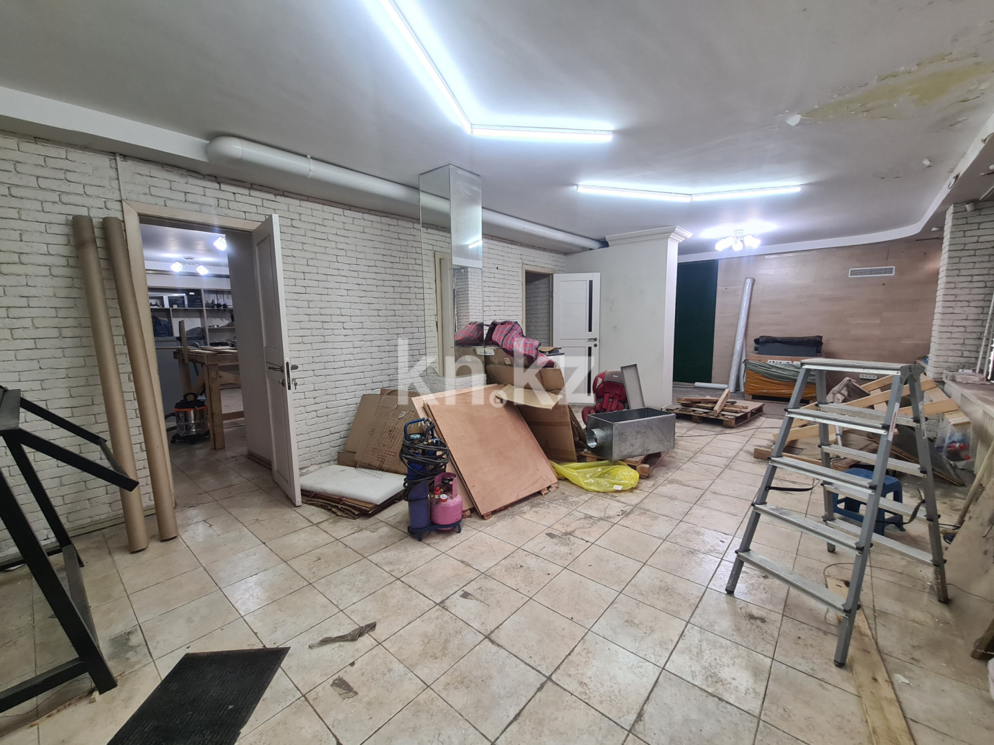 Продажа , 103 м², ул. Потанина, дом  3 - Продажа офисных и торговых помещений в Астане фото 1 из 18
