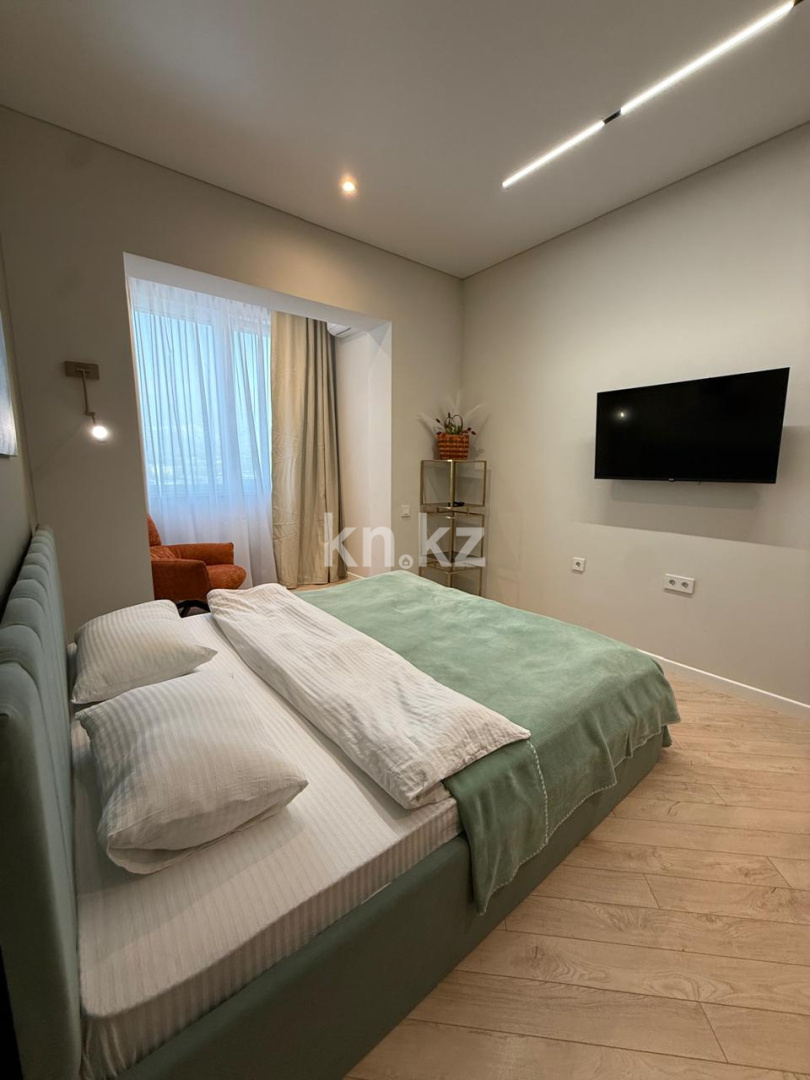 Аренда 3-комнатной квартиры посуточно, 79 м² - Аренда трехкомнатных квартир посуточно в Алматы фото 2 из 14