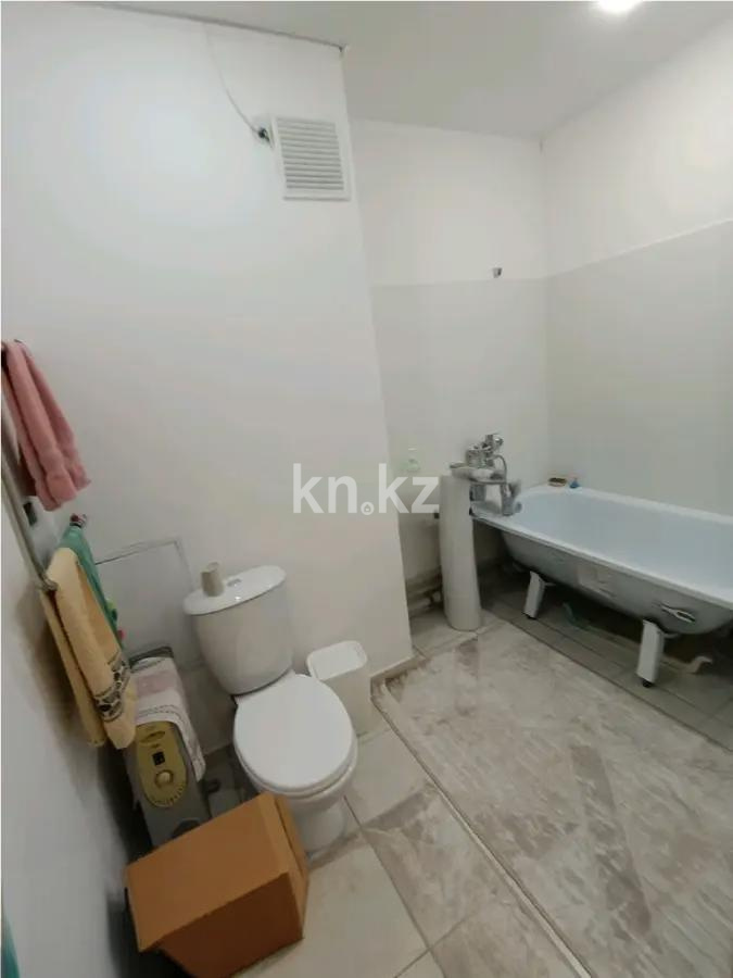Продажа 1-комнатной квартиры, 41 м², ул. А-102, дом  29 в Астане - фото 3