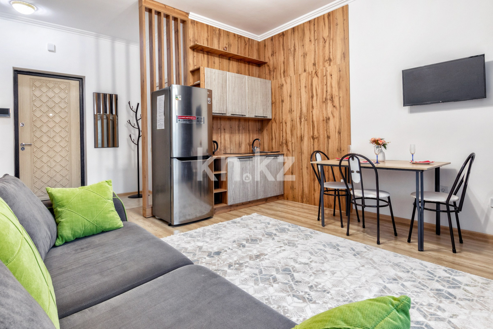 Аренда 2-комнатной квартиры посуточно, 41 м², пр. Кабанбай батыра, дом  60/11 - ул. Гейдара Алиева - Аренда квартир посуточно в Астане с фото фото 4 из 9