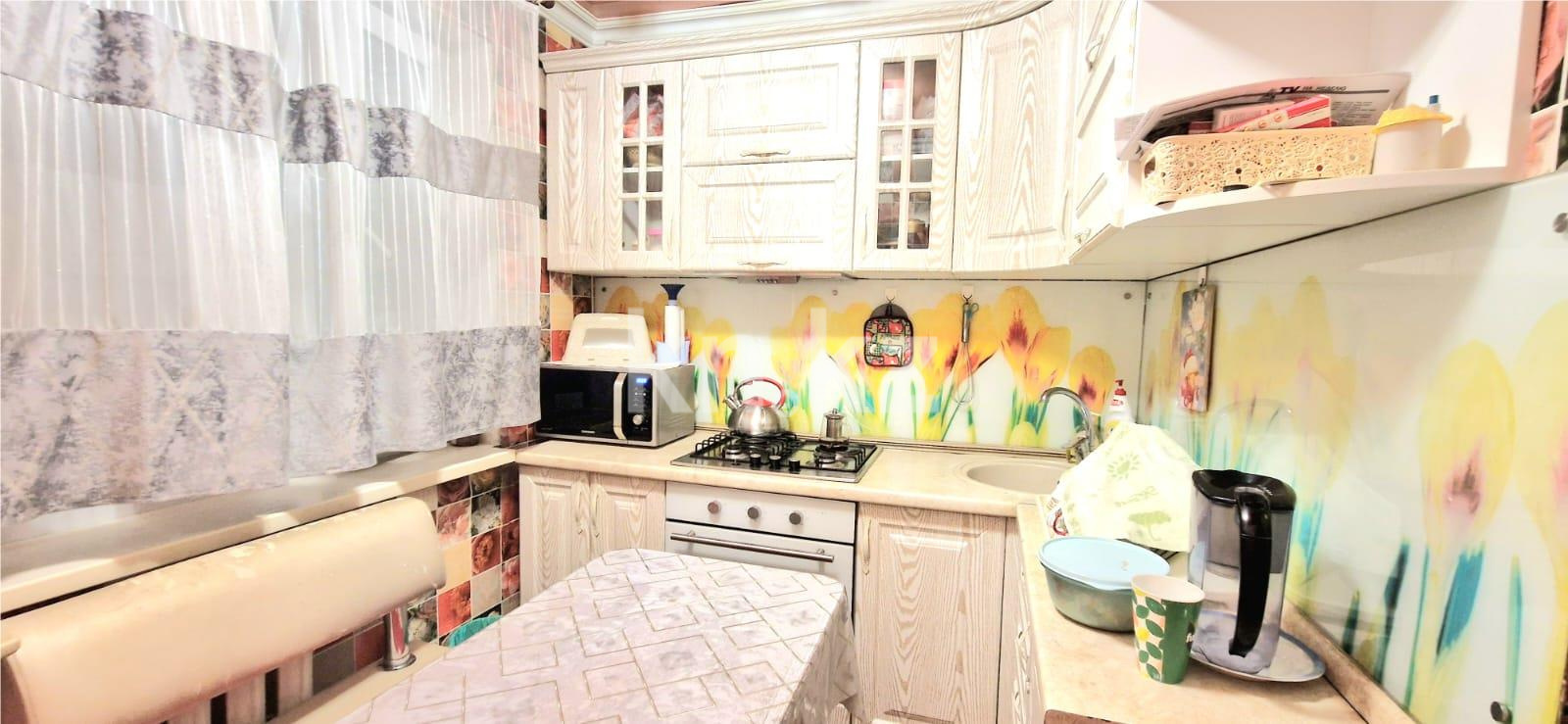 Продажа 3-комнатной квартиры, 62 м², мкр-н 15 - Продажа квартир в Караганде фото 10 из 24