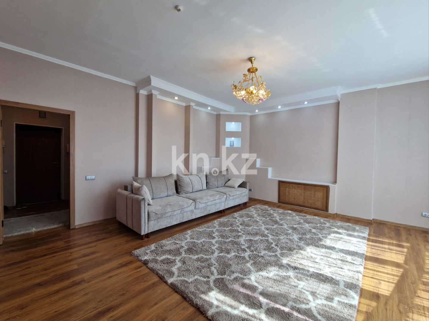 Продажа 2-комнатной квартиры, 80 м² в Алматы