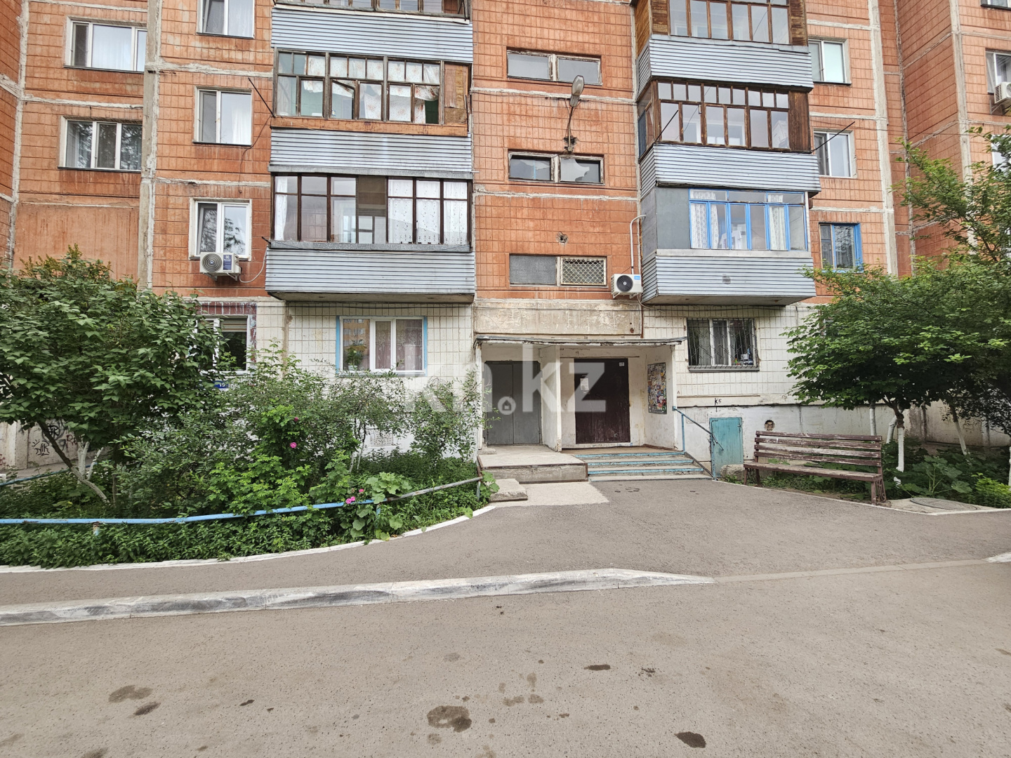 Продажа 4-комнатной квартиры, 78 м², ул. Язева, дом  10 в Караганде - фото 14