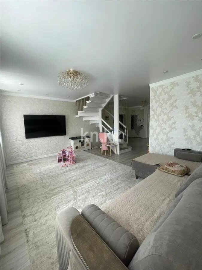 Продажа 4-комнатной квартиры, 120.8 м² в Астане