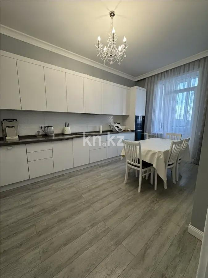Продажа 3-комнатной квартиры, 101 м², ул. Байтурсынова, дом  29а в Астане - фото 4