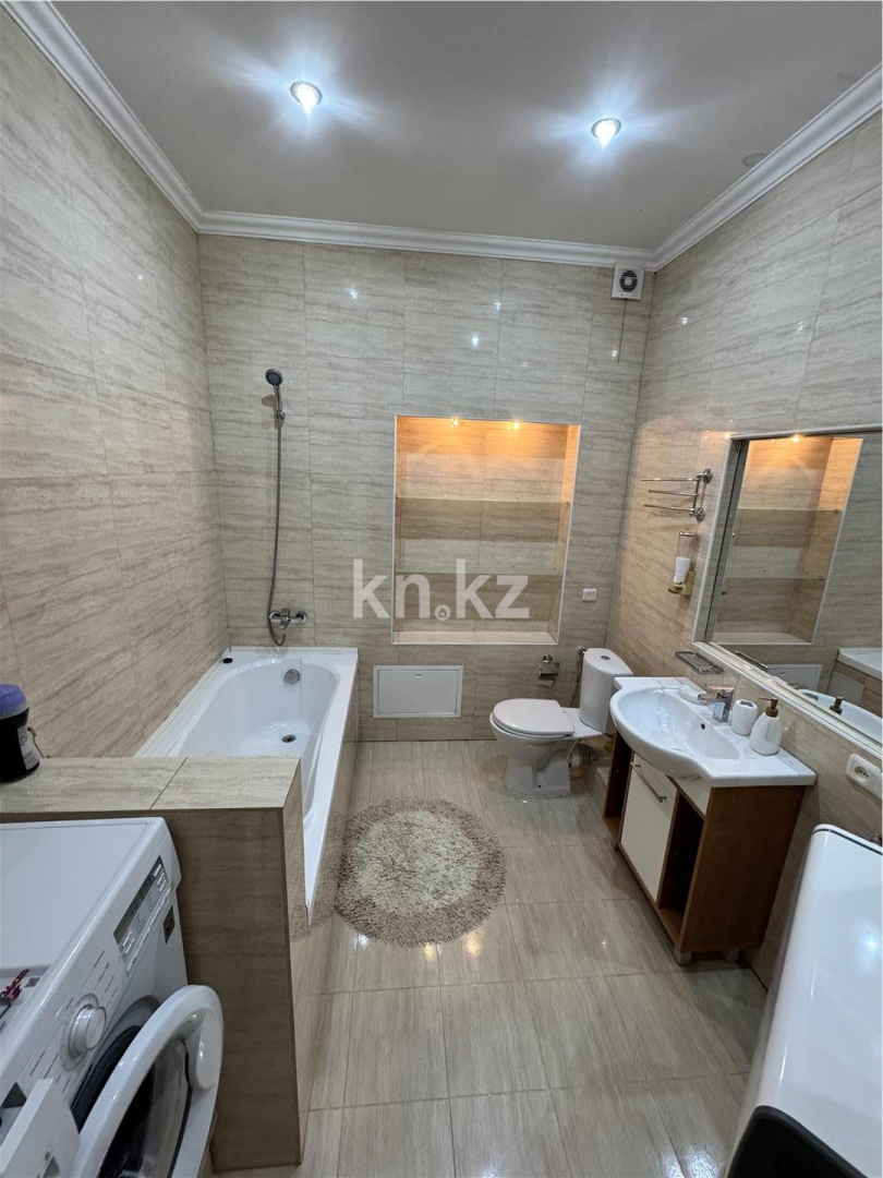 Продажа 3-комнатной квартиры, 66.2 м², ул. Абая, дом  26 - Продажа квартир в Караганде фото 19 из 23