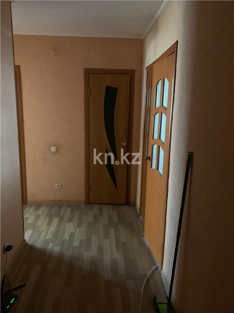 Продажа 3-комнатной квартиры, 67 м², ул. Ермекова, дом  106/5 в Караганде - фото 11
