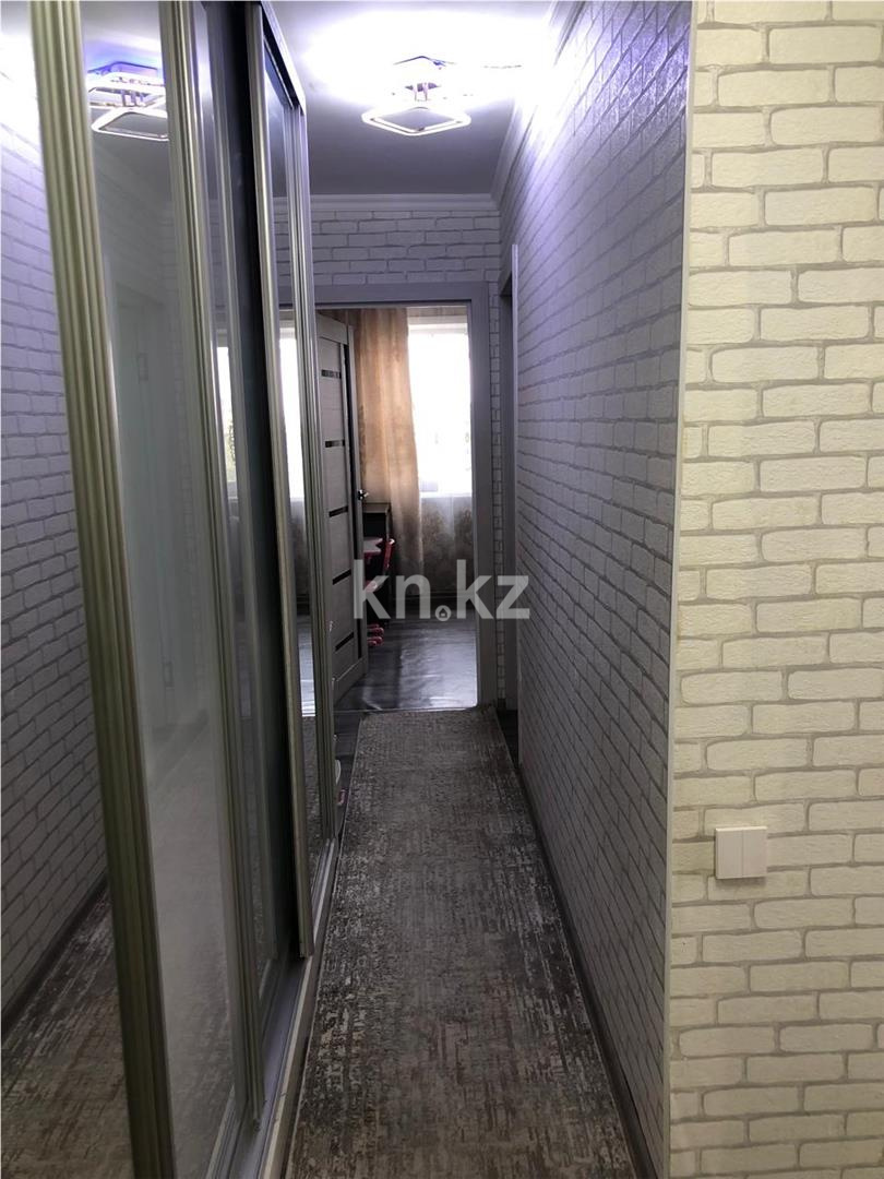 Продажа 2-комнатной квартиры, 52 м², мкр-н 15 в Караганде - фото 11