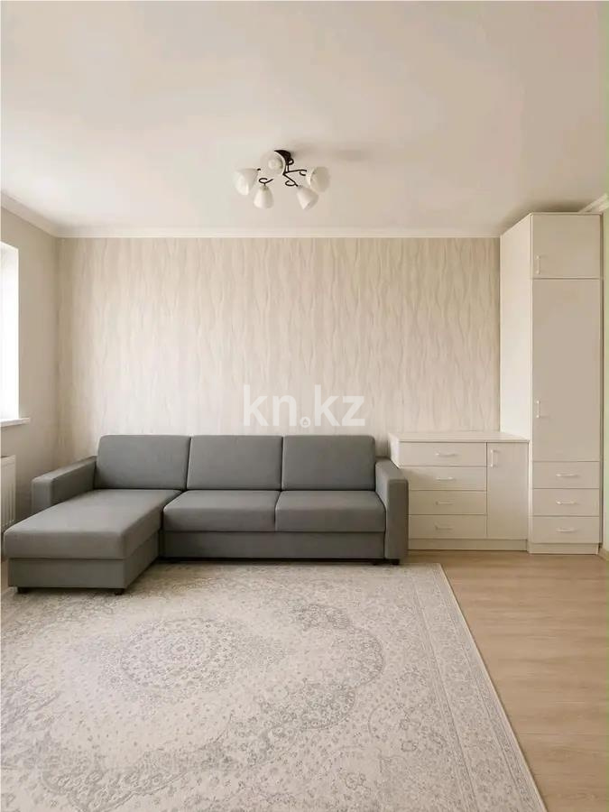 Продажа 1-комнатной квартиры, 30 м² - Продажа квартир в р-не Есиль Астаны - страница 2 фото 1 из 4