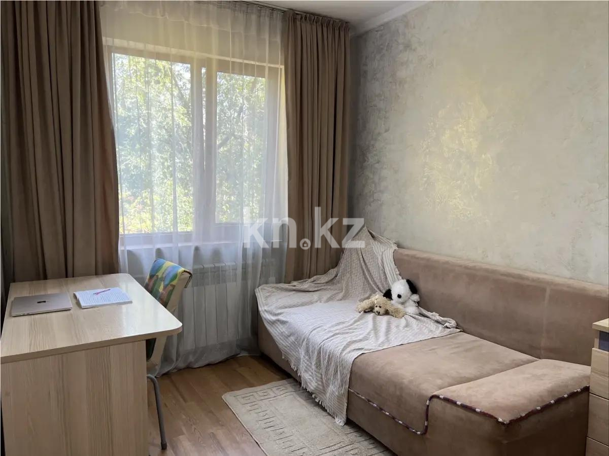 Продажа 2-комнатной квартиры, 43 м², 5 мкр., дом  35 в Алматы - фото 2