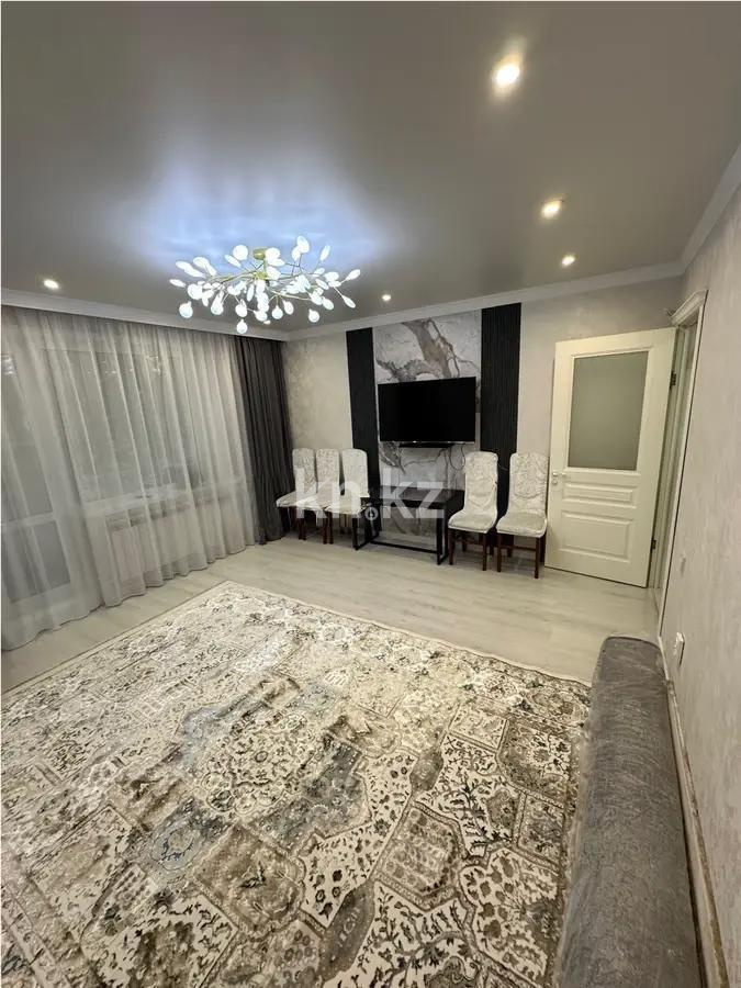 Продажа 4-комнатной квартиры, 77 м², ул. Гапеева, дом  12 - Продажа  четырехкомнатных квартир в Караганде без посредников фото 1 из 8