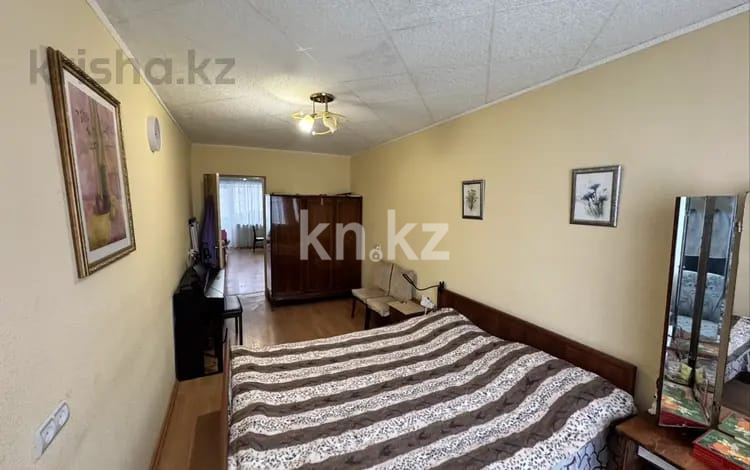 Продажа 2-комнатной квартиры, 46 м² - Продажа двухкомнатных квартир в Караганде - страница 2 фото 1 из 9