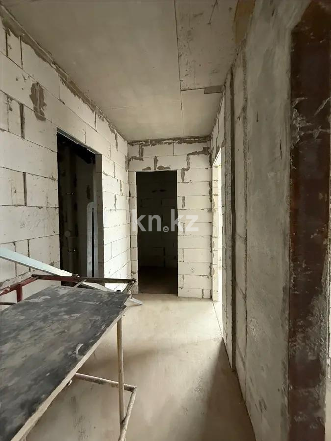 Продажа 3-комнатной квартиры, 72 м², пр. Туран, дом  39 в Астане - фото 2