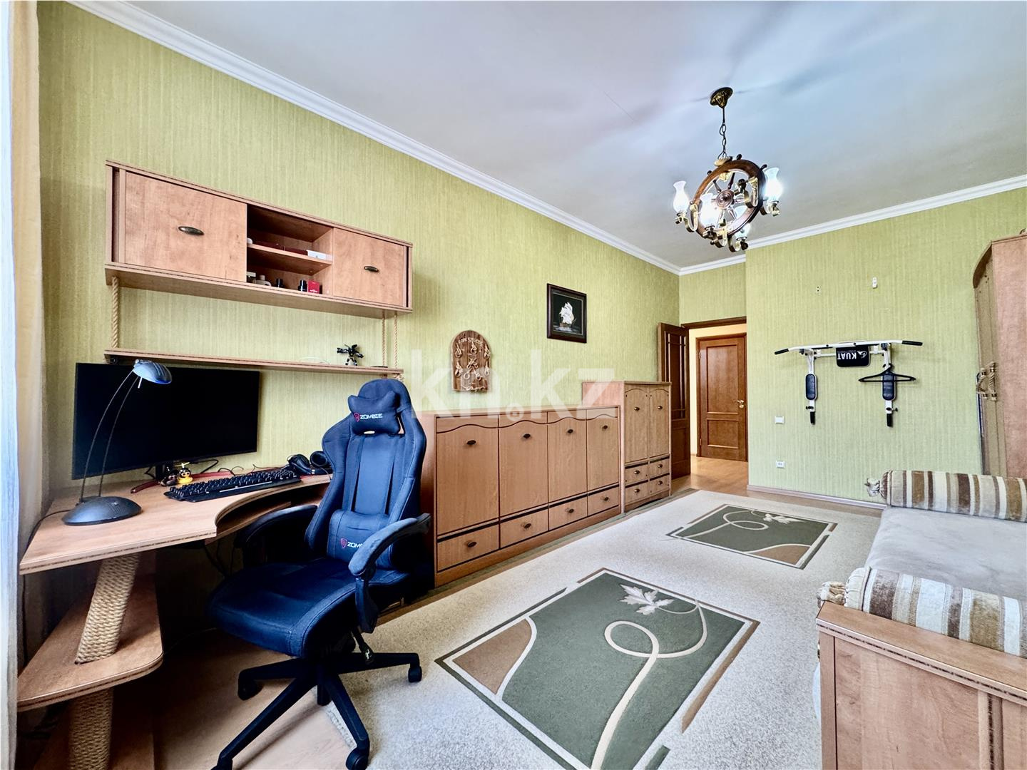 Продажа 3-комнатной квартиры, 132 м², ул. Абая, дом  5 - Продажа квартир в Караганде фото 25 из 38