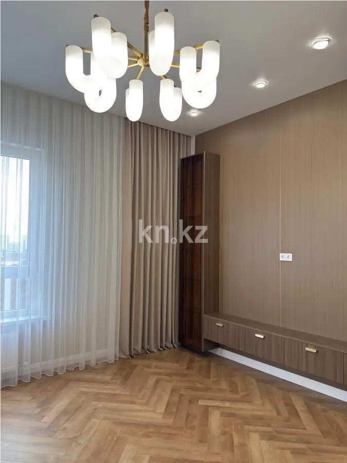 Продажа 2-комнатной квартиры, 75.3 м², ул. Толе би, дом  54 - Продажа квартир в Казахстане фото 1 из 5