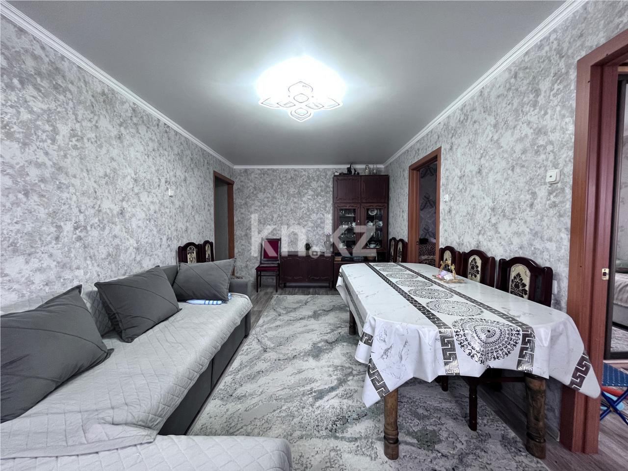 Продажа 4-комнатной квартиры, 61 м² - Продажа четырехкомнатных квартир в панельном доме в Караганде - страница 3 фото 2 из 10