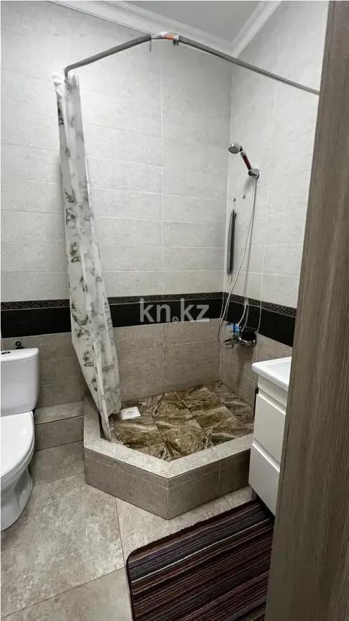 Продажа 2-комнатной квартиры, 74 м², ул. Мухамедханова, дом  20 в Астане - фото 4
