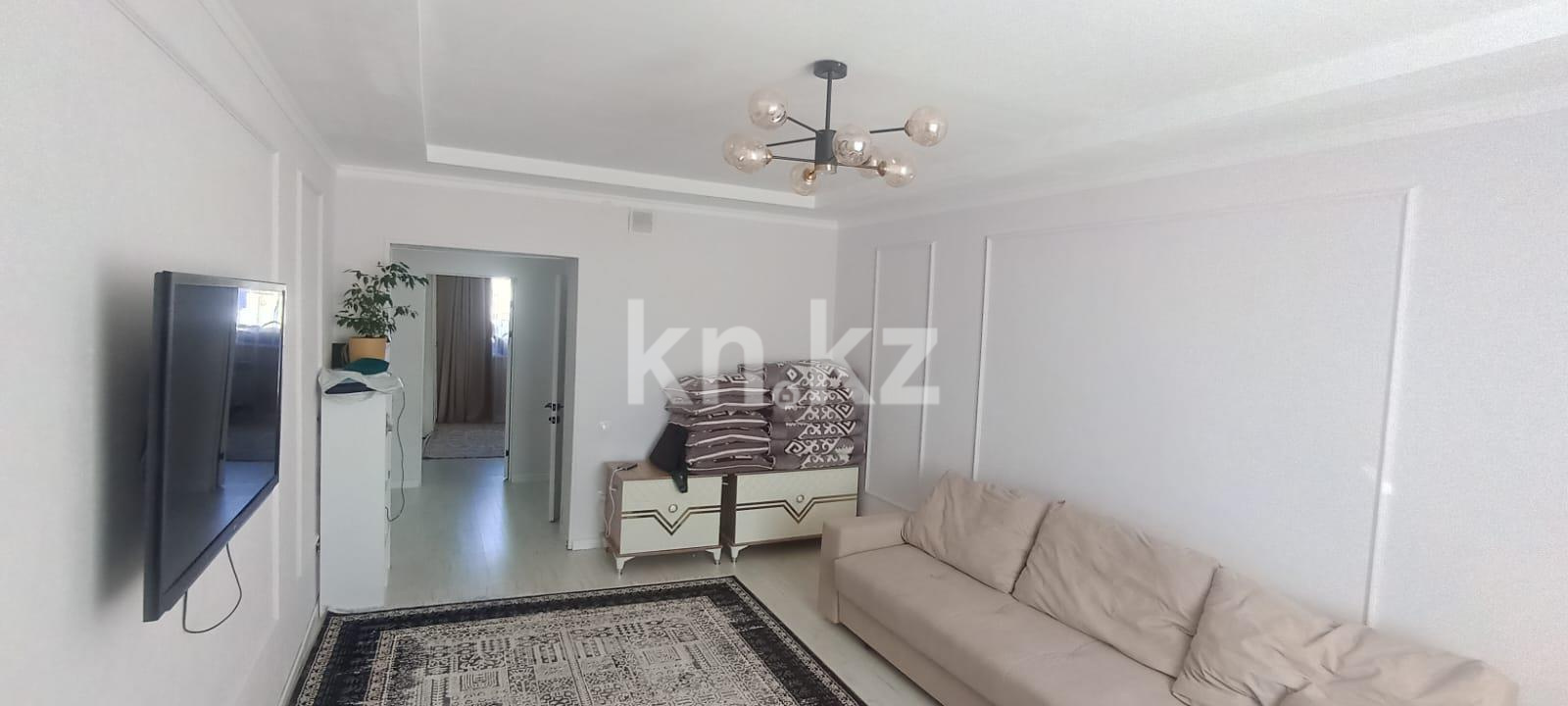 Продажа 2-комнатной квартиры, 63 м², мкр-н Голубые Пруды - Продажа квартир в Караганде фото 1 из 12