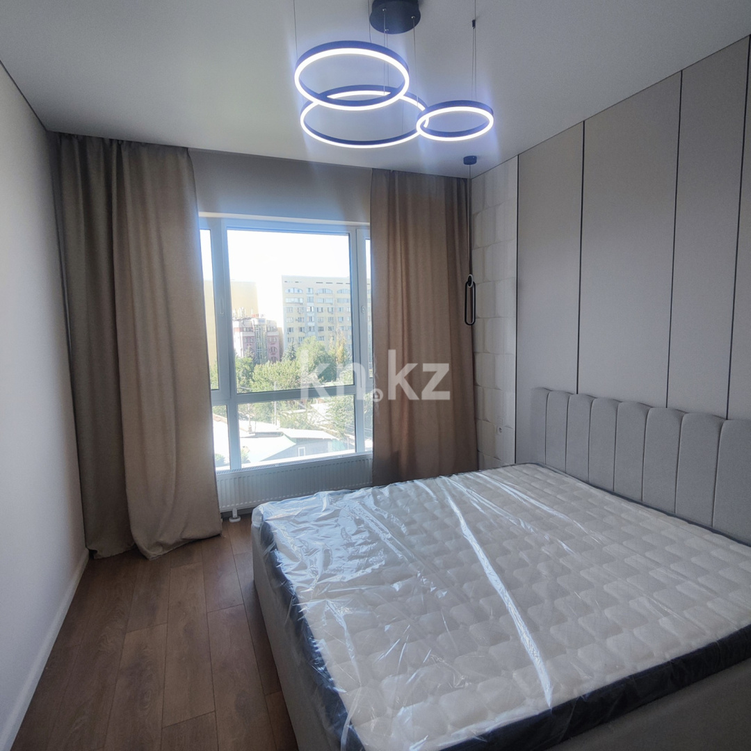 Продажа 3-комнатной квартиры, 57 м², ул. Навои, дом  200 в Алматы - фото 5