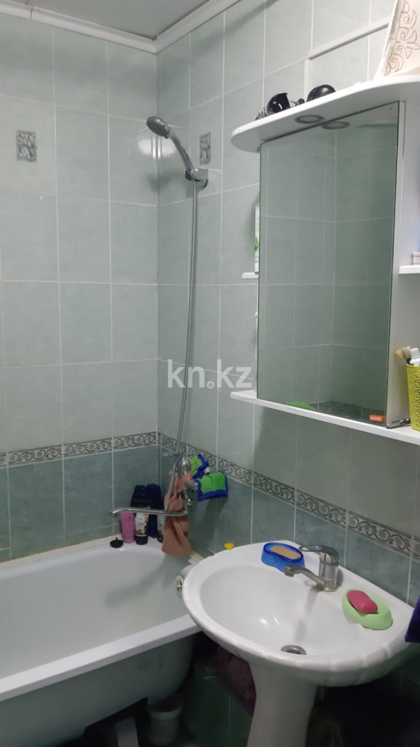 Продажа 3-комнатной квартиры, 64 м² - Продажа квартир от собственников в Караганде фото 2 из 8