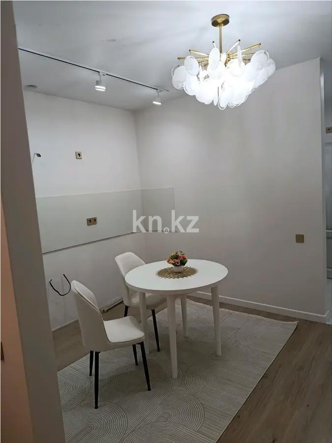 Продажа 1-комнатной квартиры, 28 м², ул. Омарова, дом  9 в Алматы