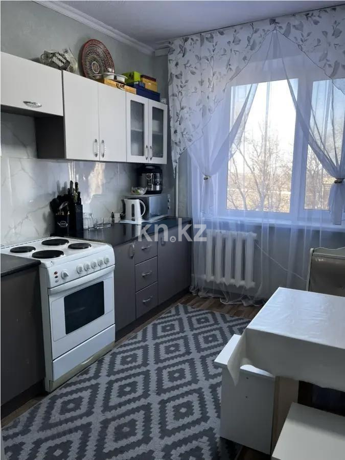 Продажа 2-комнатной квартиры, 54 м², мкр-н Голубые Пруды, дом  7 в Караганде - фото 3