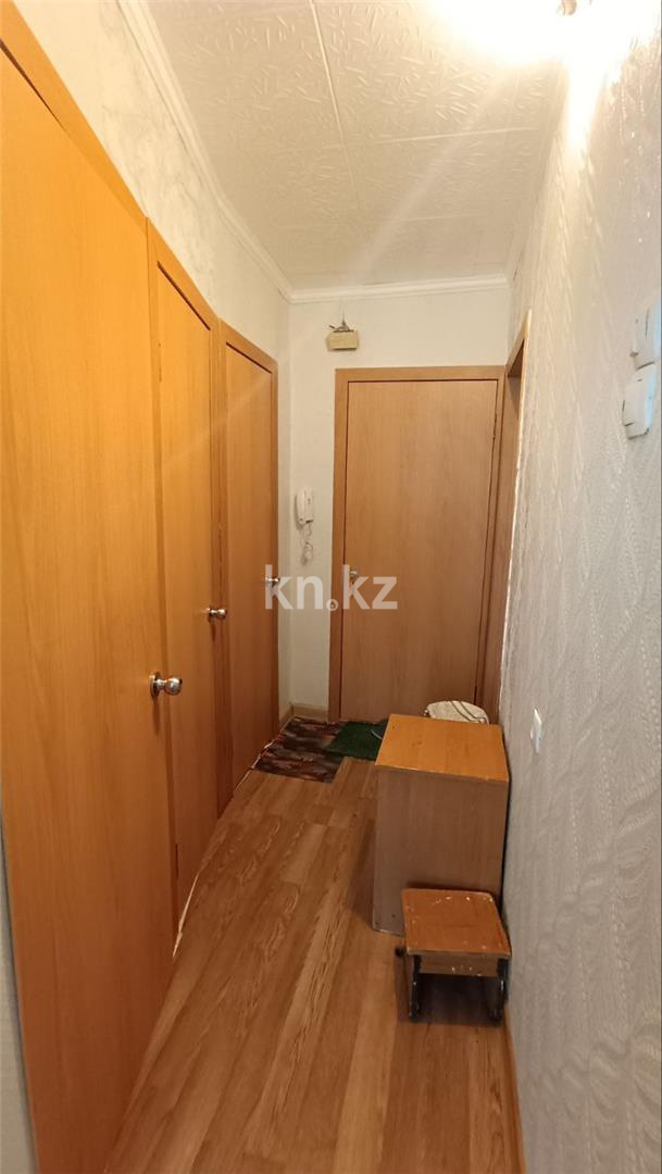 Продажа 1-комнатной квартиры, 33 м², мкр-н 15, дом  30 - Продажа  однокомнатных квартир в Караганде фото 6 из 10