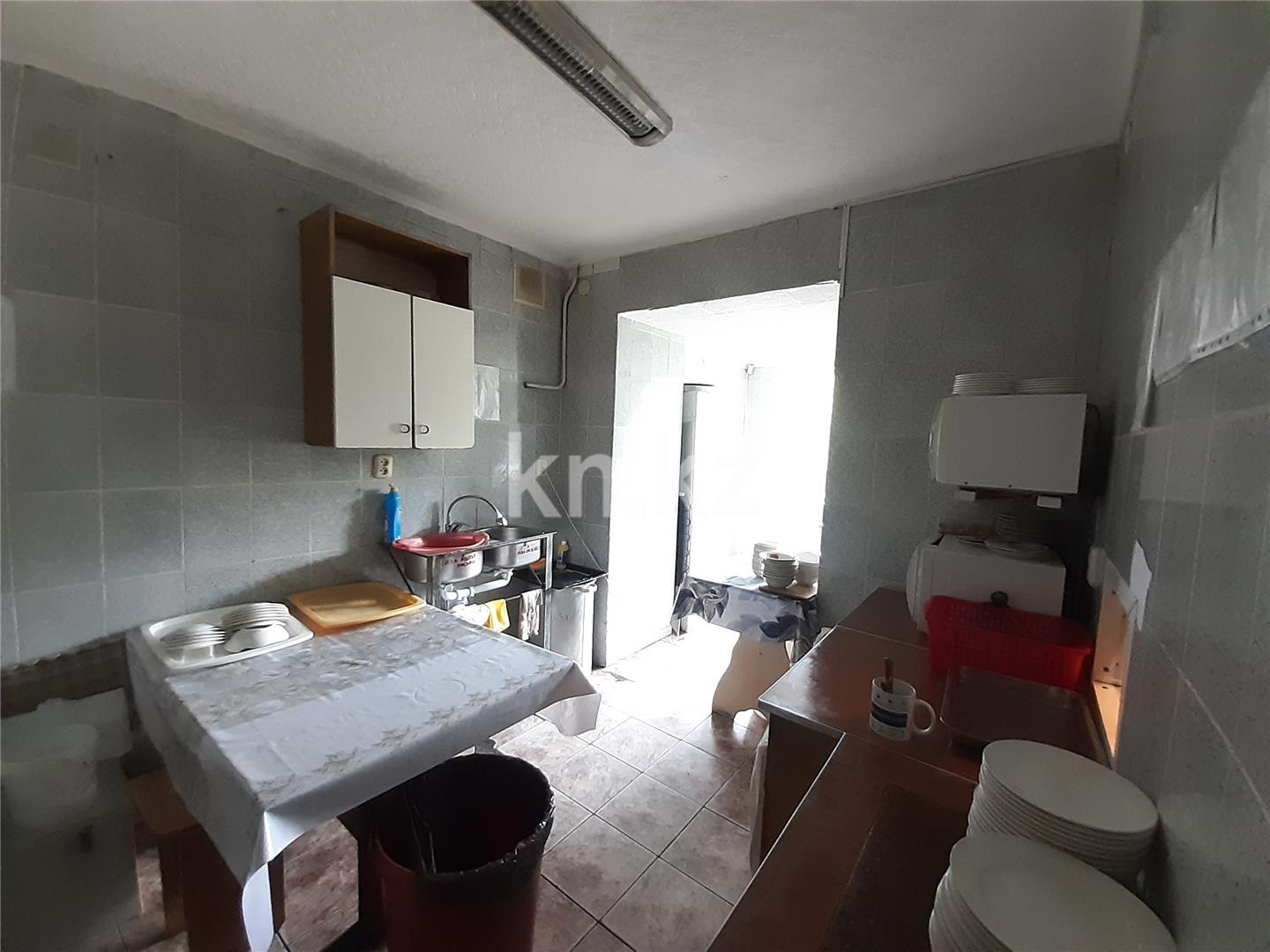 Продажа , 180 м², пр. Назарбаева - Продажа действующего бизнеса в Караганде с фото фото 10 из 21