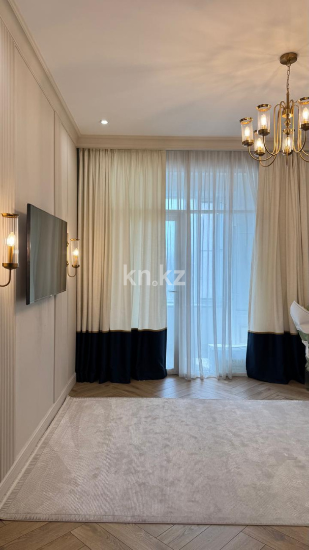 Продажа 7-комнатной квартиры, 251 м² в Алматы - фото 2