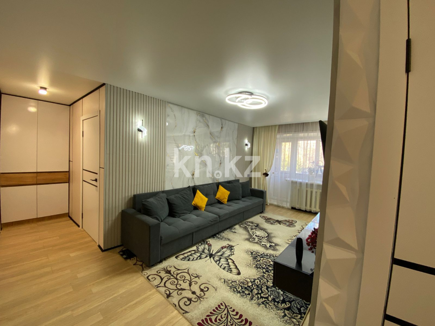 Продажа 3-комнатной квартиры, 57.5 м², ул. Алиханова - Продажа земельных участков в Жезказгане фото 1 из 11