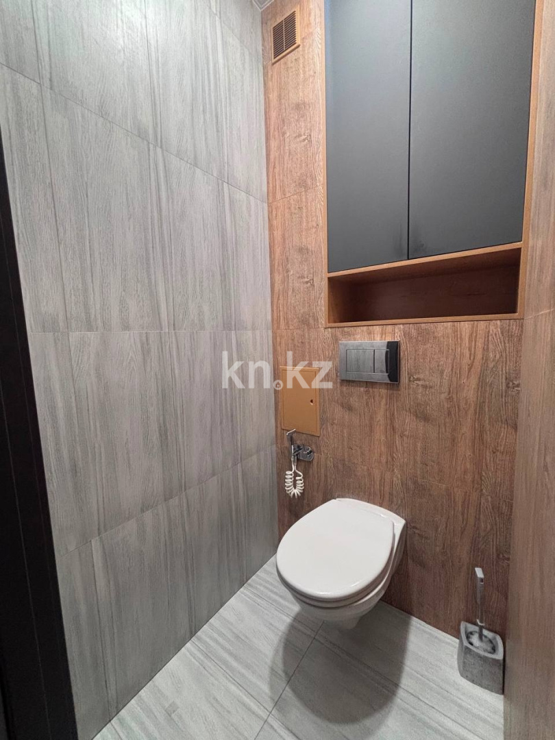 Аренда 3-комнатной квартиры, 133 м² в Астане - фото 8
