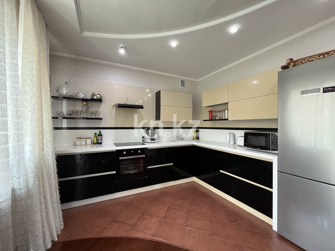 Аренда 3-комнатной квартиры, 136 м² - Аренда квартир помесячно в Казахстане - страница 2 фото 5 из 13