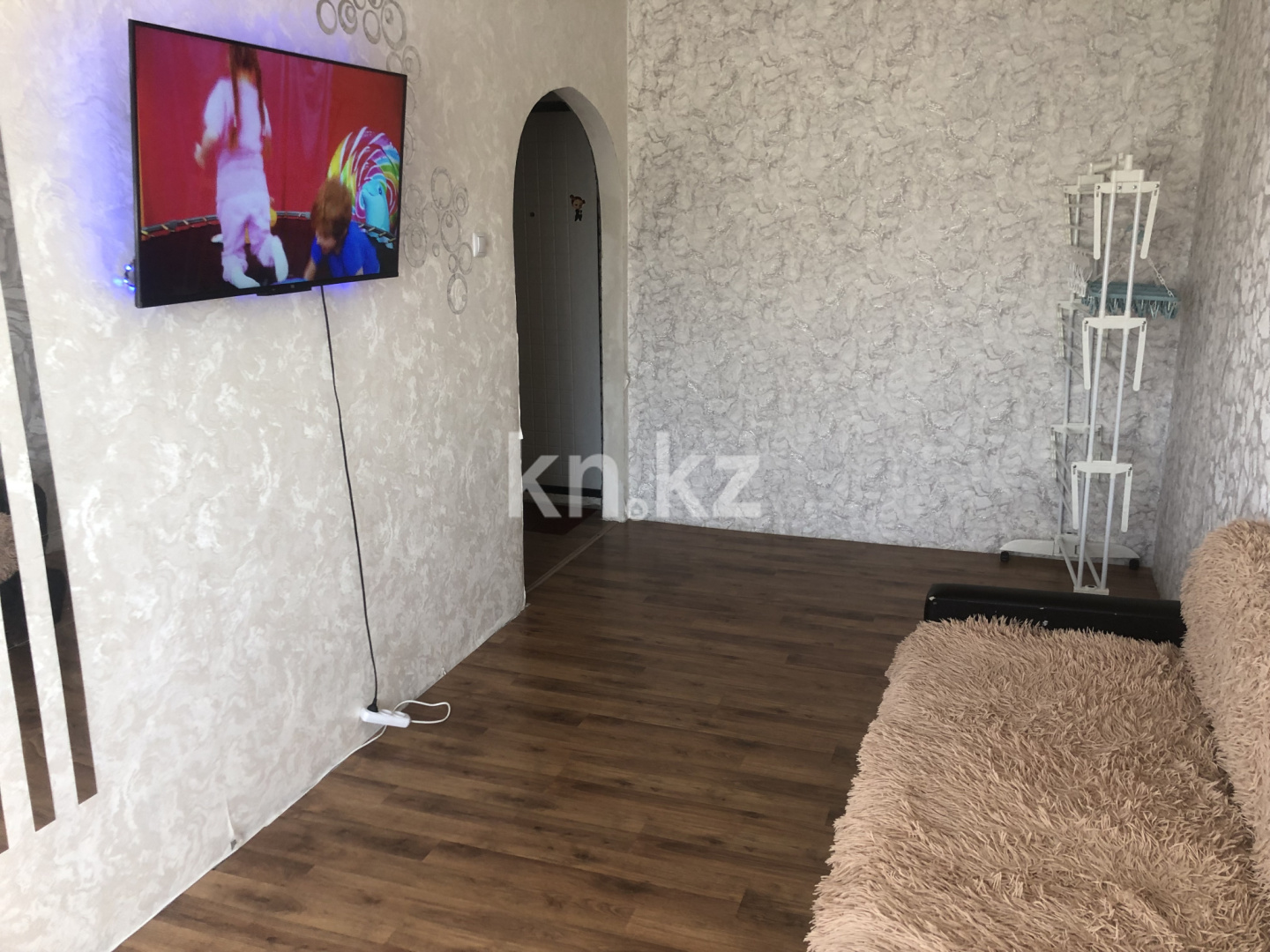 Продажа 3-комнатной квартиры, 50 м², ул. Абая, дом  74/1 - Продажа квартир в Темиртау без посредников фото 9 из 16