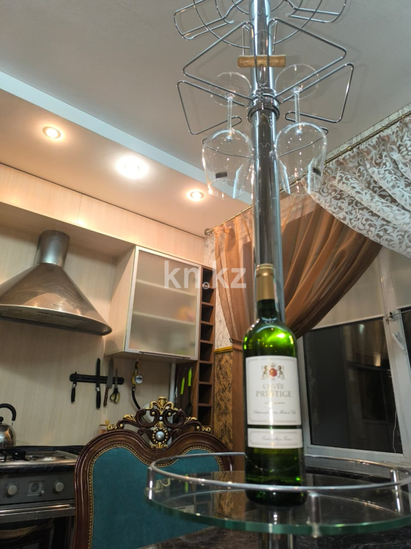 Аренда 1-комнатной квартиры посуточно, 48 м², ул. Бараева, дом  25 - ул. Валиханова - Продажа квартир в Казахстане фото 4 из 12