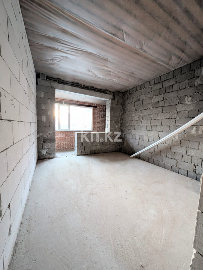 Продажа 4-комнатной квартиры, 135 м², ул. Скоробогатова, дом  108 - Продажа жилой и коммерческой недвижимости в Уральске фото 7 из 28