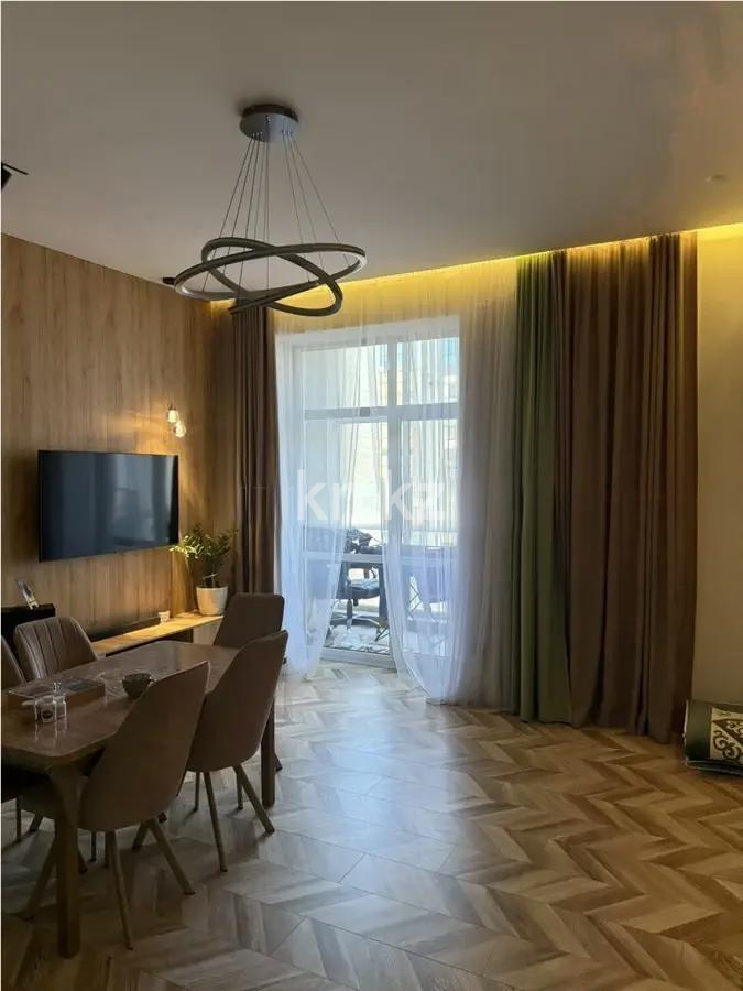 Продажа 3-комнатной квартиры, 80 м², ул. Аманжолова, дом  20 в Астане