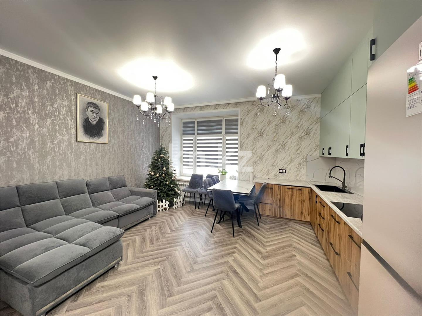 Продажа 3-комнатной квартиры, 80 м² - Продажа  трехкомнатных квартир в Караганде фото 1 из 22