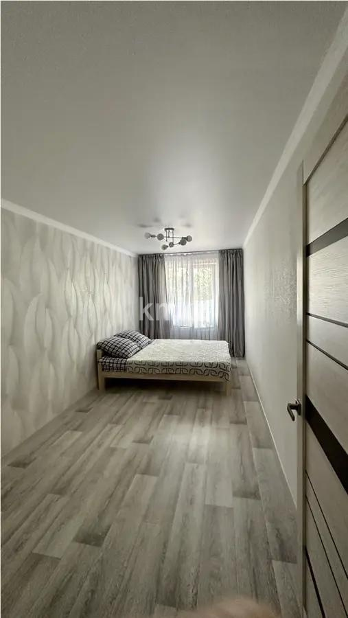 Продажа 3-комнатной квартиры, 59 м², 10 мкр., дом  10 в Алматы - фото 2