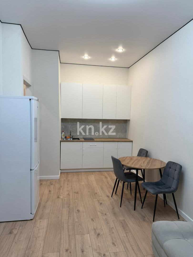 Аренда 2-комнатной квартиры, 40 м² в Астане