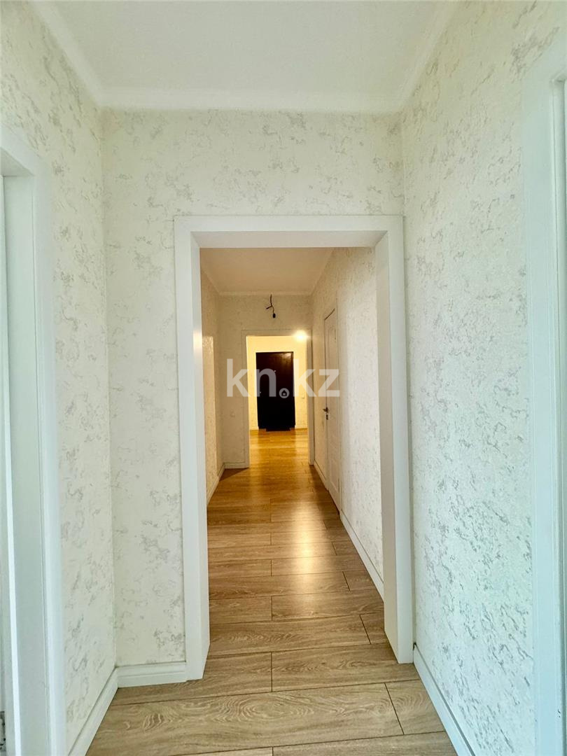 Продажа 2-комнатной квартиры, 70 м², мкр-н Шапагат в Караганде - фото 15