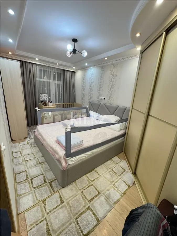 Продажа 3-комнатной квартиры, 69.9 м², пр. Момышулы, дом  15/2 в Астане - фото 2