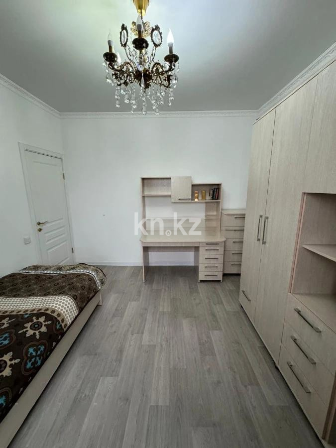 Продажа 3-комнатной квартиры, 64 м², ул. Тургута Озала, дом  26 в Алматы - фото 3
