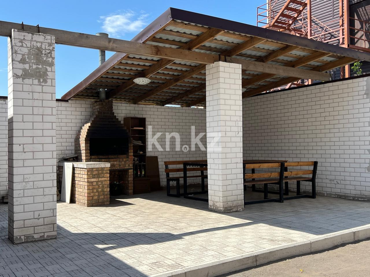 Продажа 3-комнатной квартиры, 95 м², ул. Муканова, дом  1/9 - Продажа  трехкомнатных квартир в Караганде с фото фото 7 из 15