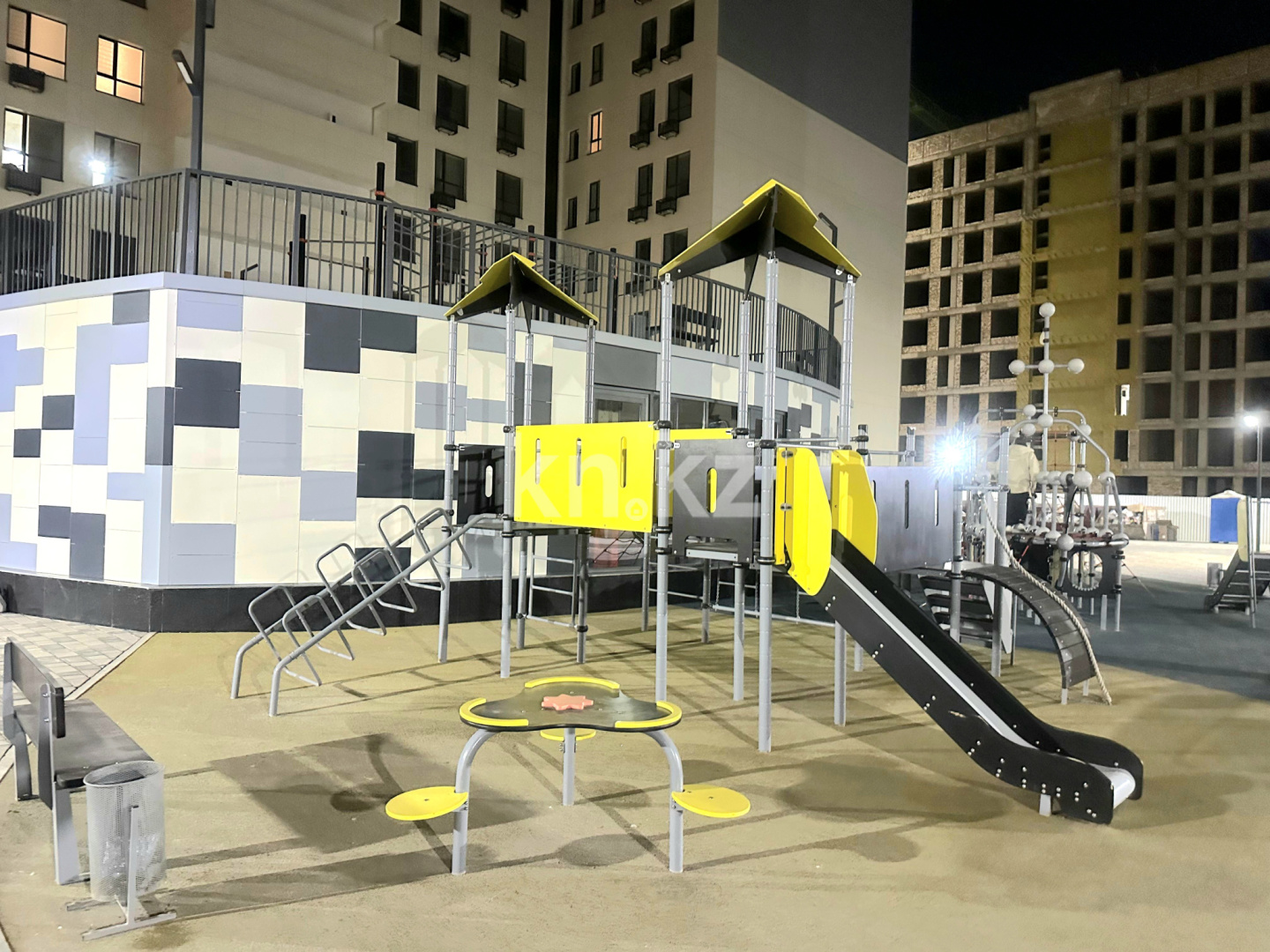 Продажа 2-комнатной квартиры, 79 м², ул. Байтерекова, дом  2б - Продажа квартир в новостройках Шымкента фото 33 из 34