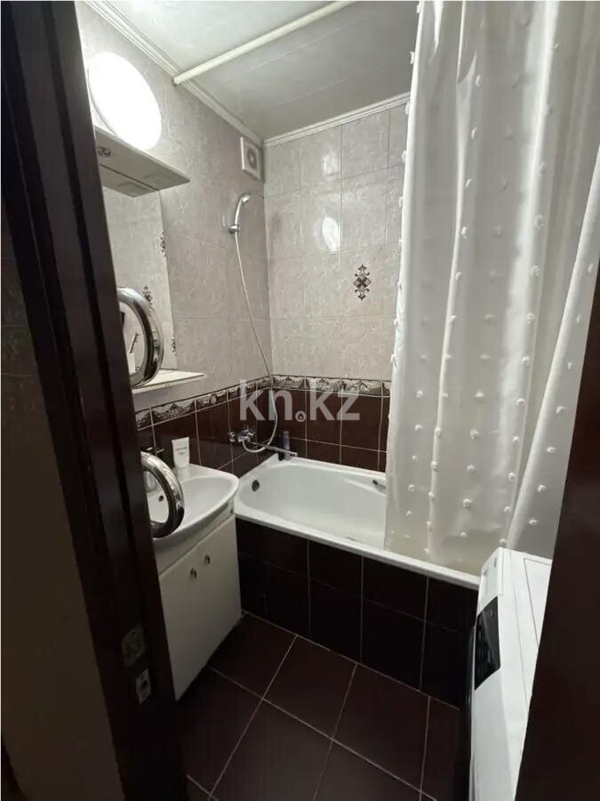 Продажа 4-комнатной квартиры, 81 м² в Караганде - фото 6